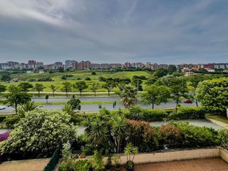 Piso en venta en Valdenoja - La Pereda en Santander