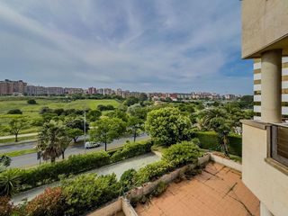 Piso en venta en Valdenoja - La Pereda en Santander