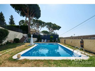 Chalet en venta en Premià de Dalt
