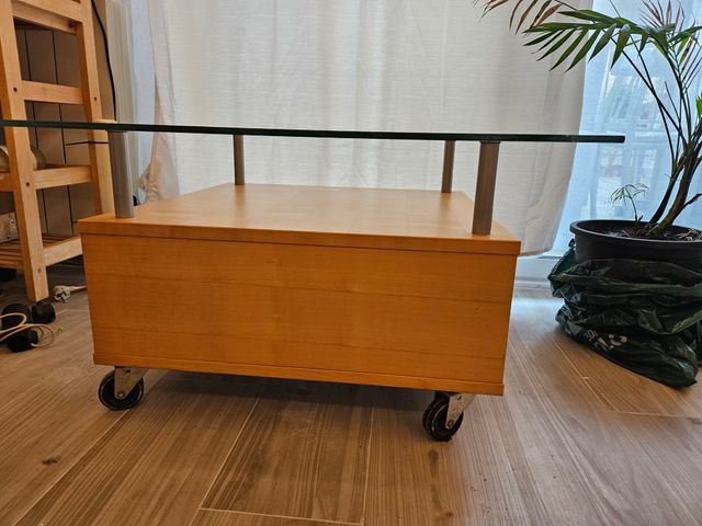 Mesa centro cristal madera