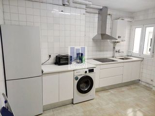 Piso en venta en Plaza España - Villa Pilar - Reyes Católicos - Vadillos en Burgos