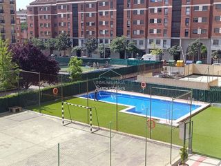 Piso en venta en Cascajos - Piqueras en Logroño
