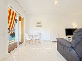 Piso en venta en El Castell-Poble Vell en Castelldefels