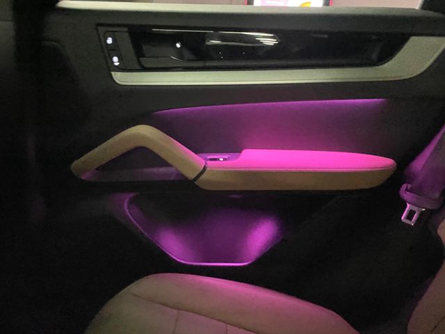 Porsche Cayenne 2024