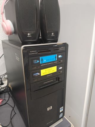 computadora,se vende completamente camara y vocero