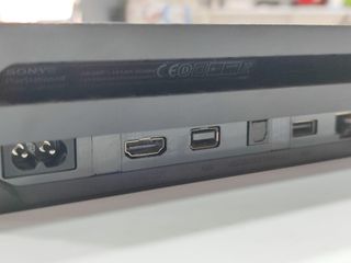 CONSOLA PS4 PRO 1TB NEGRA + MANDO ORIGINAL DORADO