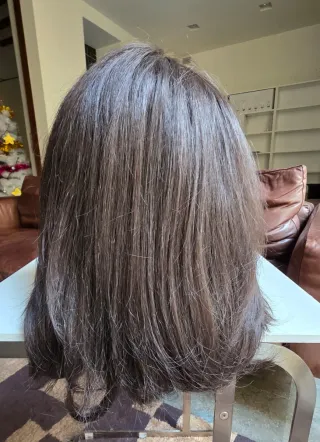 Peluca castaño oscuro mujer larga