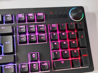 TECLADO GAMING OZONE RGB MECANICO SWITCH ROJO * A ESTRENAR*