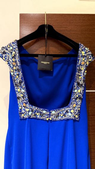 Vestido Pronovias Carol azul noche con pedreria