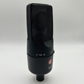 MICROFONO DE CONDENSADOR SE ELECTRONICS X1S CON CABLE