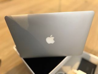 MacBook Air 13" Plata - i5 1.8GHz