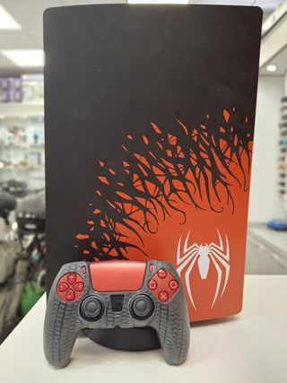CONSOLA PS5 FAT 825 GB EDICION ESPECIAL SPIDERMAN + MANDO ROJO + CABLES