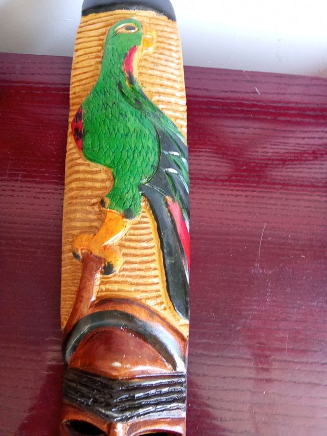 Máscara mejicana tallada a mano