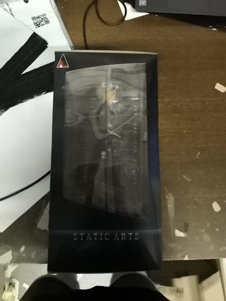 Figura Cloud con vestido FFVII - Square Enix