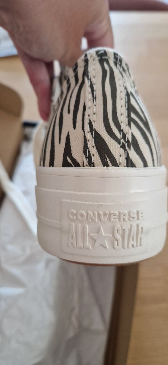 Converse All Star Zebra. Edición especil.