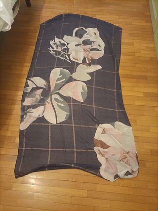 Foulard Luisa Spagnoli blu e rosa.100%pura lana