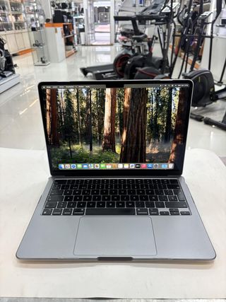 PORTATIL APPLE MACBOOK AIR 2022 CHIP M2 8GB RAM 256GB  SSD 91%  BATERIA + CAJA Y CARGADOR