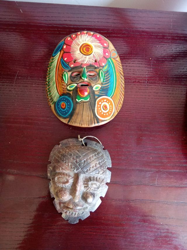 2 Máscaras étnicas - Artesanía