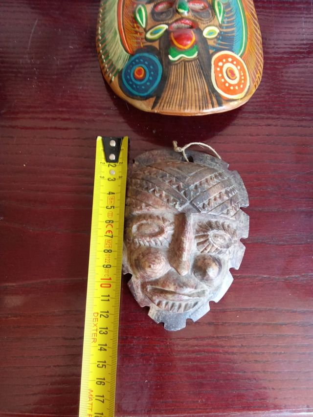 2 Máscaras étnicas - Artesanía