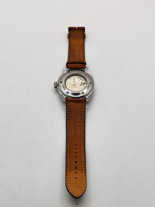 RELOJ AUTOMÁTICO BELLO Y PRECISO WROOW  NEGRO CORREA CUERO