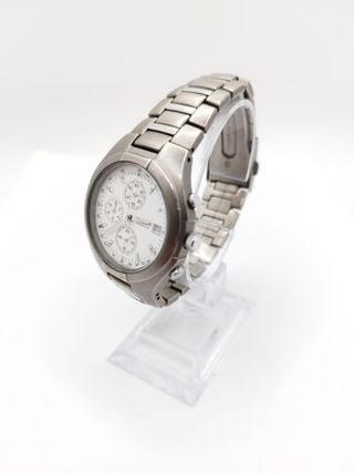 RELOJ CITIZEN TITANIUM 0510 ESFERA BLANCA CORREA METALICA