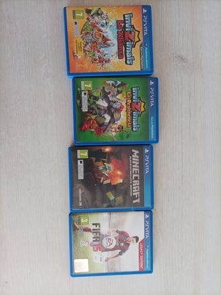 PS Vita (PlayStation Vita) nera+ caricabatterie+ giochi