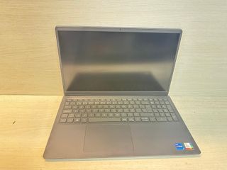PORTATIL DELL VOSTRO 3520 CORE I7-1255U, 16 GB, 512 GB SSD + CARGADOR