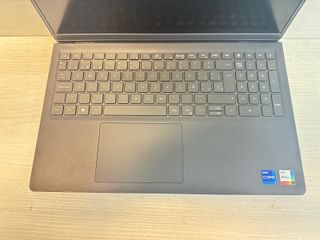 PORTATIL DELL VOSTRO 3520 CORE I7-1255U, 16 GB, 512 GB SSD + CARGADOR