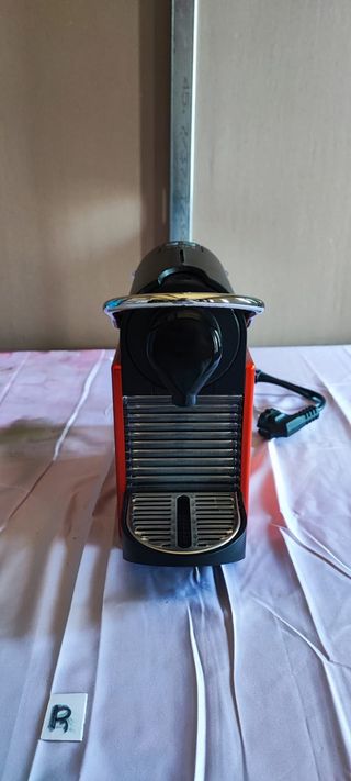 Cafetera Nespresso Pixie Krups Roja
