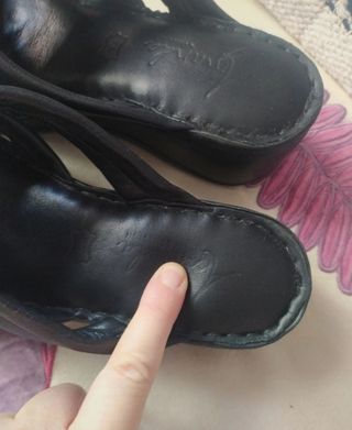 Sandalias negras piel T.39