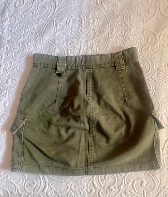 Mini Falda Cargo Bershka Verde Oliva