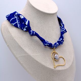 Collar Bandana corazones
