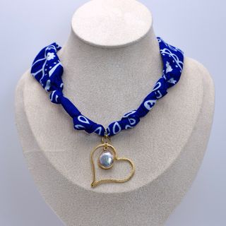 Collar Bandana corazones