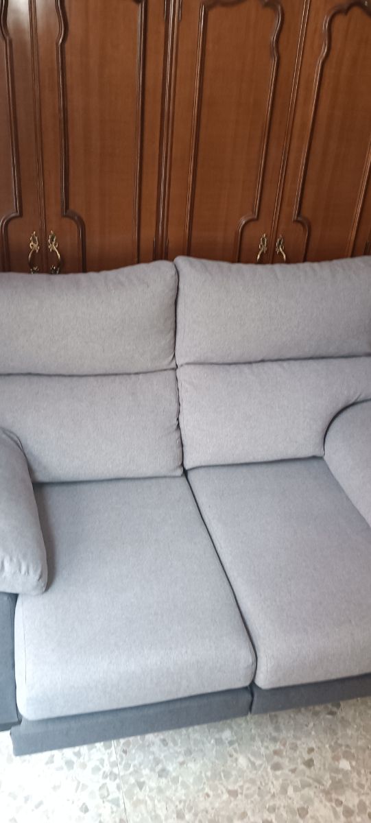 Sofá extensible gris - 2 plazas