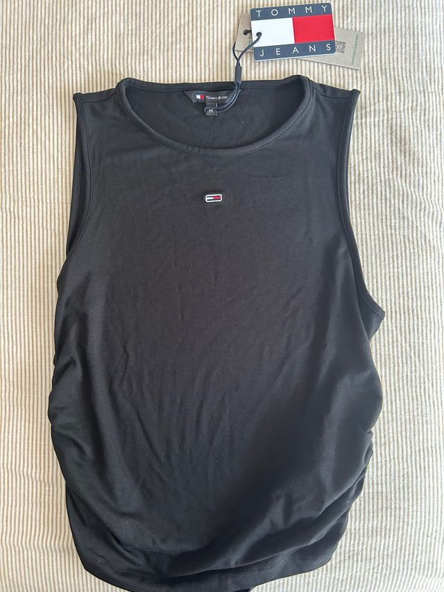 Top Tommy Jeans negro Tommy Hilfigher