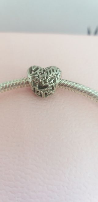 Pulsera Pandora charm corazon Familia