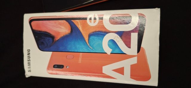 Samsung Galaxy A20e Arancione
