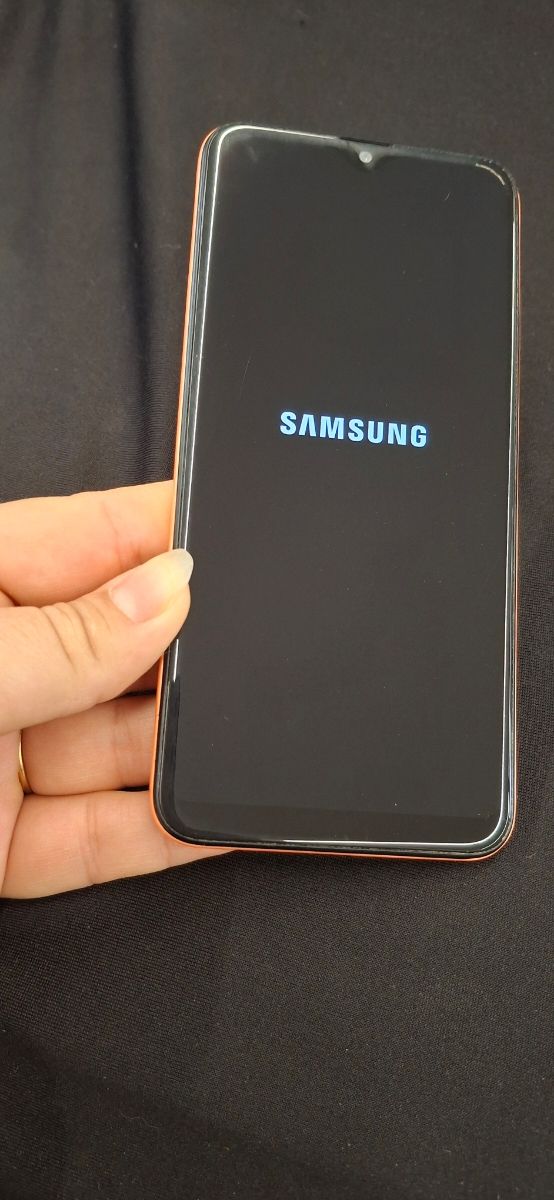 Samsung Galaxy A20e Arancione