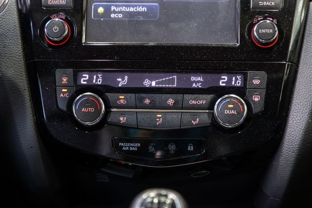 Nissan Qashqai NCONNECTA 4x2 (2014)