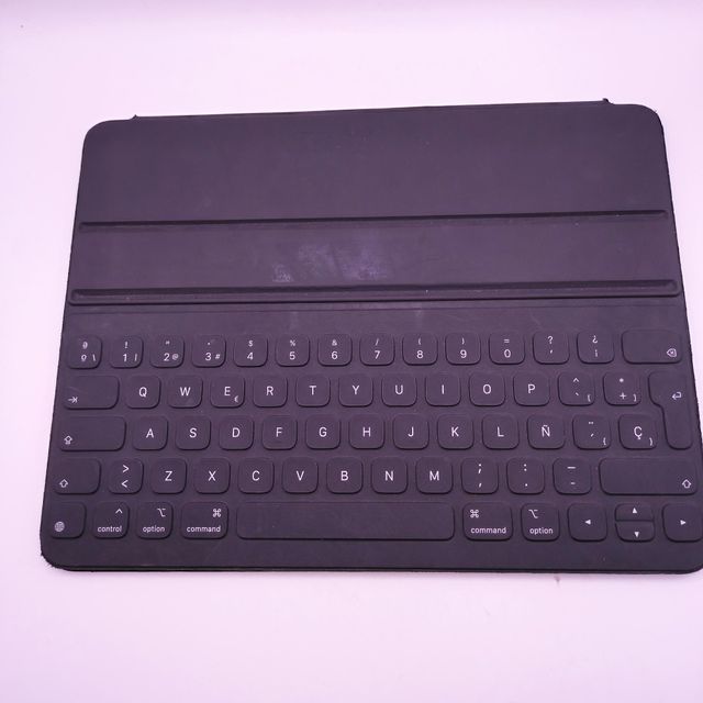 APPLE KEYBOARD A2039 NEGRO