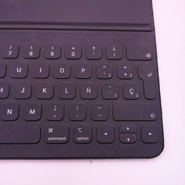 APPLE KEYBOARD A2039 NEGRO