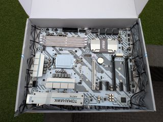 MSI Tomahawk Arctic H270
