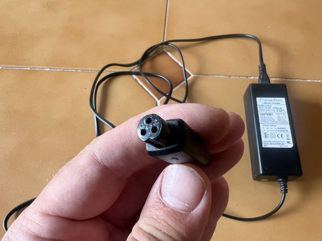 Cargador SmartGyro CP2915