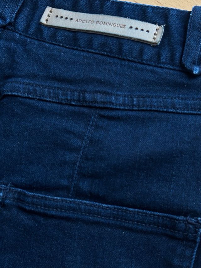 Vaquero T.38 azul acampanado Adolfo Domínguez