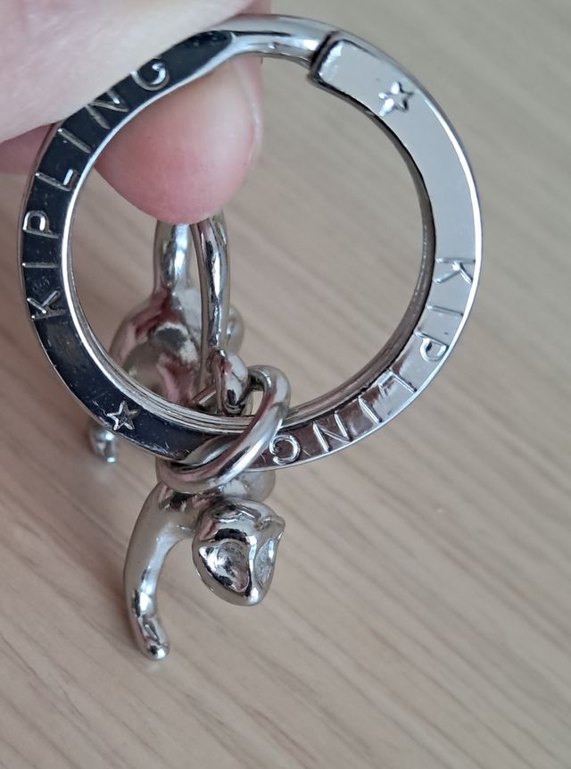 Llavero de mono Kipling