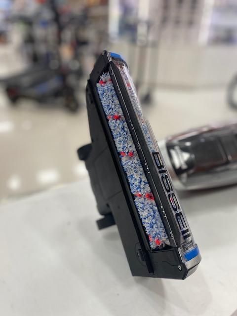 HIDRO ASPIRADORA DE ESCOBA BISSELL CROSSWAVE PET EN CAJA