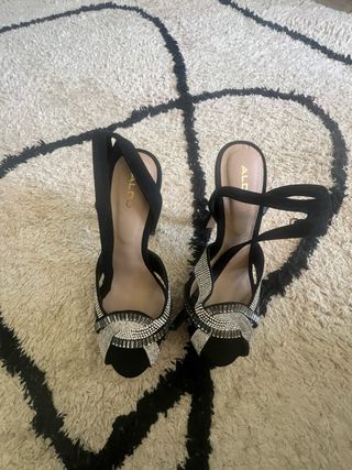 Sandalias Aldo negras tacón alto