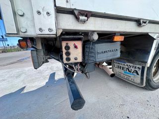 Isuzu NPR 2007