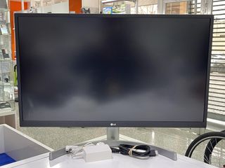 MONITOR LED IPS 27" LG 27UL500 UHD 4K FREESYNC CON CABLES