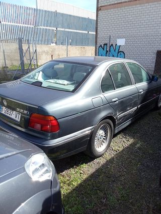 BMW E39 528i: Despiece completo